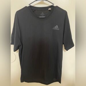 ✨Adidas Black Tee Size Medium New #B1